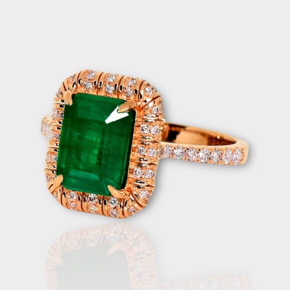 Rose Gold Emerald Ring - Picture 3 of 8